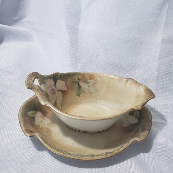 Vintage MW Co Germany Creamer Gravy Pourer With Dish Beige Floral Handpainted - Picture 1 of 10